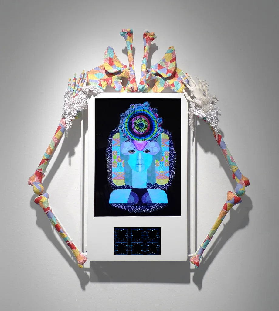 saya　スピリチュアルアート hybridization visualization system — SAYA WOOLFALK